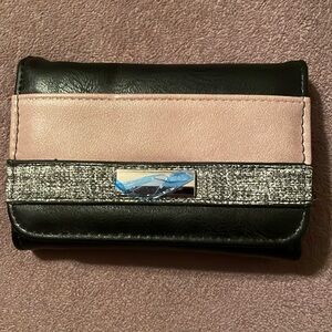 Black & Pink Vegan Wallet NWT *see description*